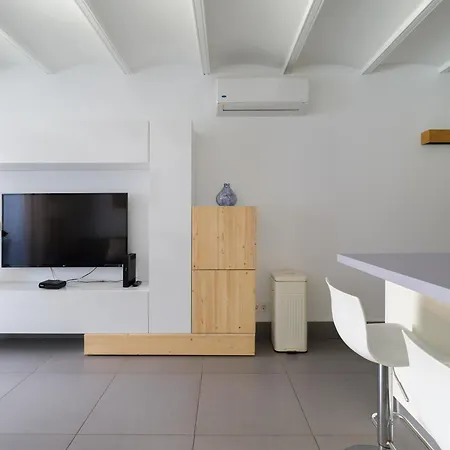 Amazing 3 Bedroom Next To The * San Bartolome de Tirajana (Gran Canaria)